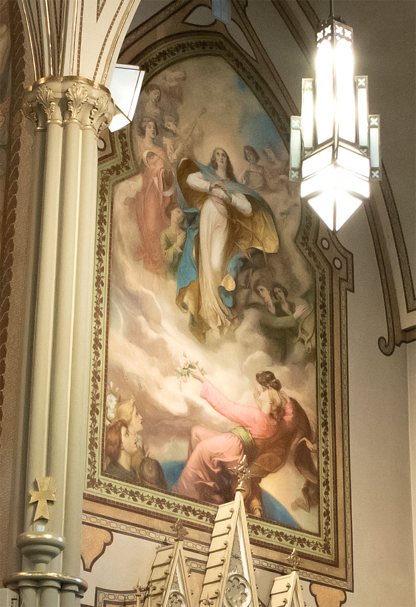 Oeuvre religieuse où on voit la Vierge Marie, au centre, qui s'élève vers le ciel, entourée d'un groupe de musiciens et chanteurs. Plus bas, un groupe de gens sont en adoration devant la scène.